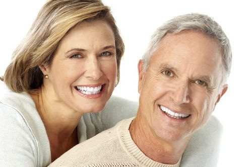 7 Reasons to Choose Dental Implants
