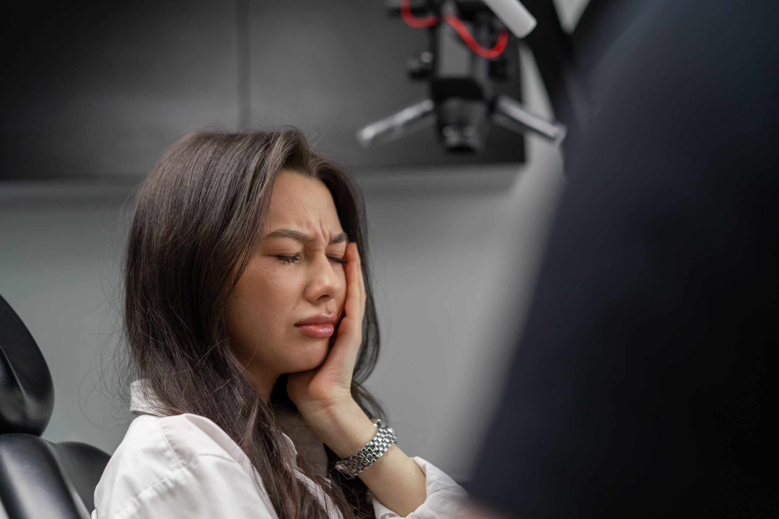 Can an Emergency Dentist Save a Broken Tooth?